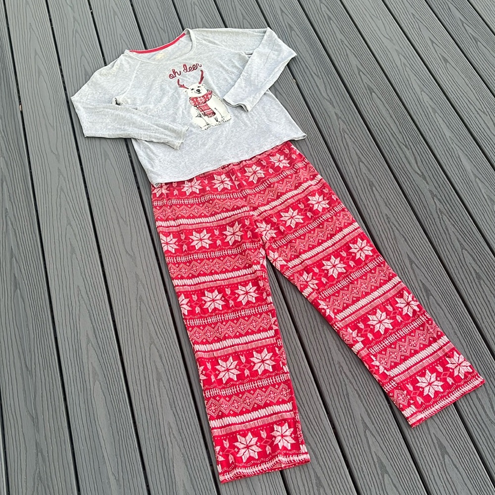 ❄️ “Oh Deer!” Christmas Pajama Set